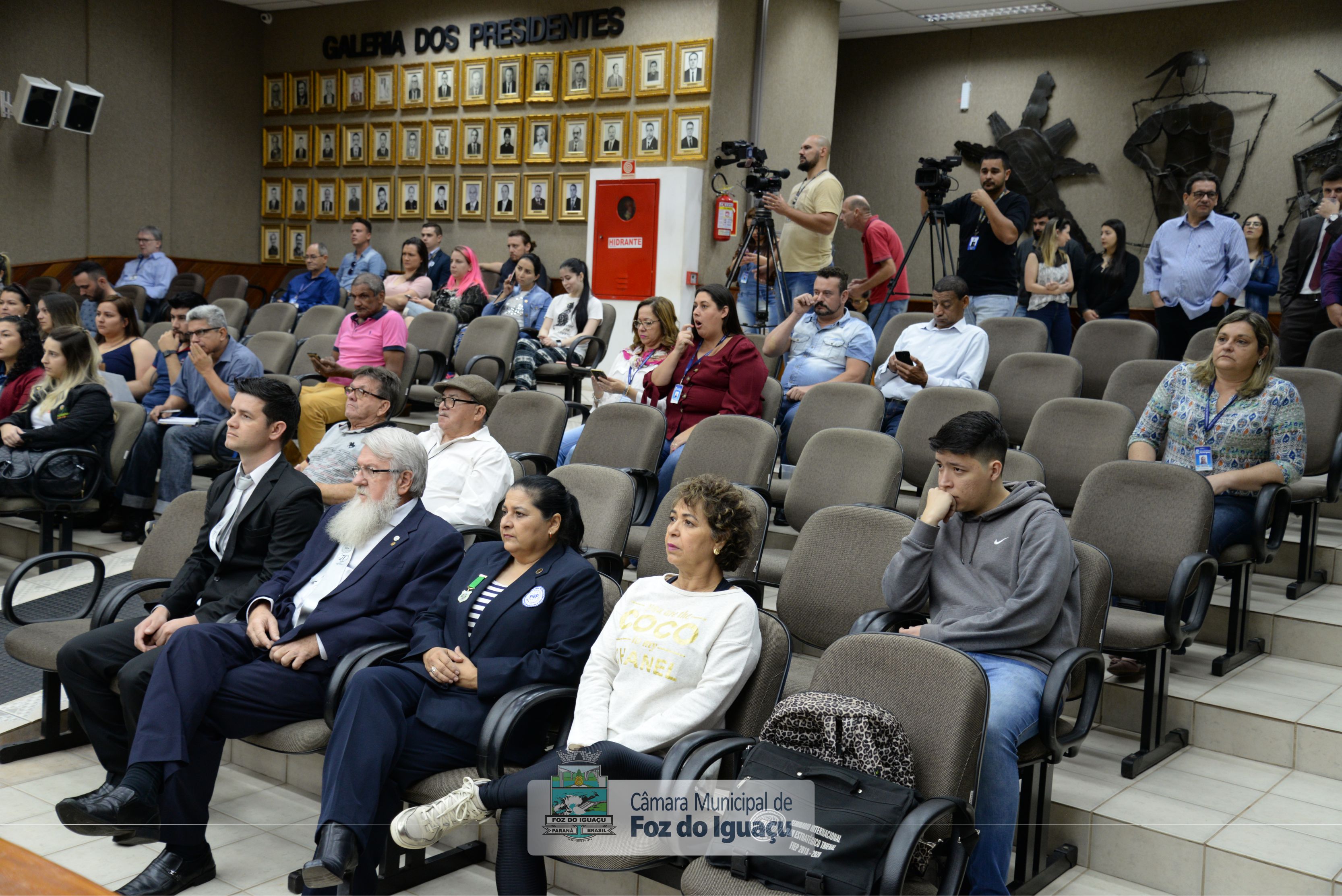 Alunos do curso técnico em Administração do Instituto Federal do Paraná visitam a Câmara Municipal de Foz do Iguaçu - 08-08 (03)