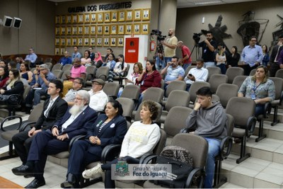 Alunos do curso técnico em Administração do Instituto Federal do Paraná visitam a Câmara Municipal de Foz do Iguaçu - 08-08 (03)