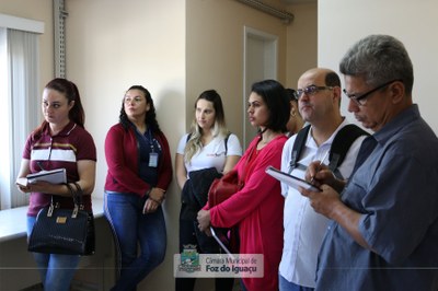 Alunos do curso técnico em Administração do Instituto Federal do Paraná visitam a Câmara Municipal de Foz do Iguaçu - 08-08 (08)