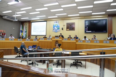 Audiência Pública para debater a Lei Orçamentária Anual - 13-11