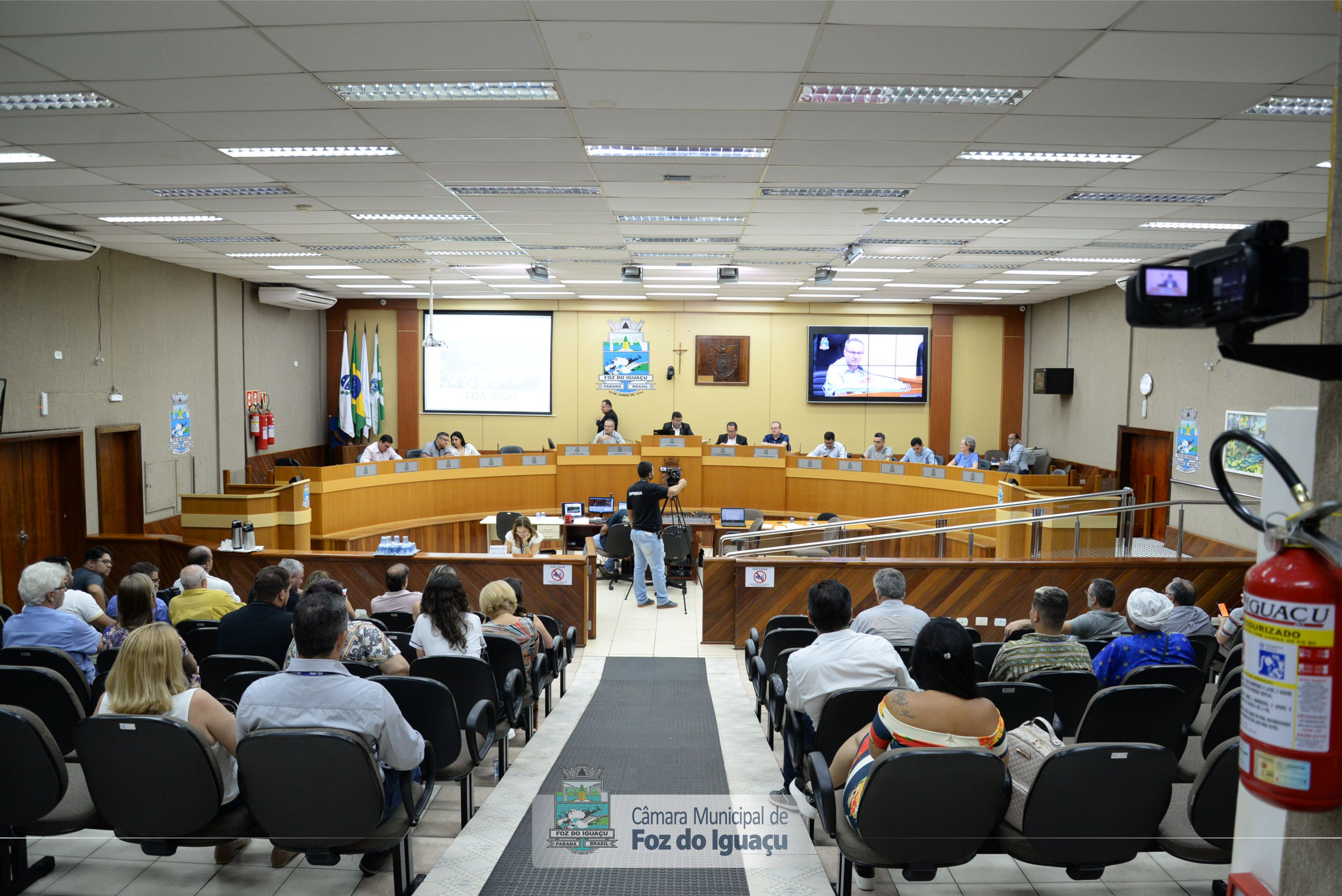 Audiência Pública para debater a Lei Orçamentária Anual - 13-11