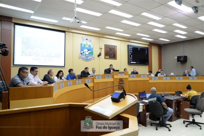 Audiência Pública para debater a Lei Orçamentária Anual - 13-11