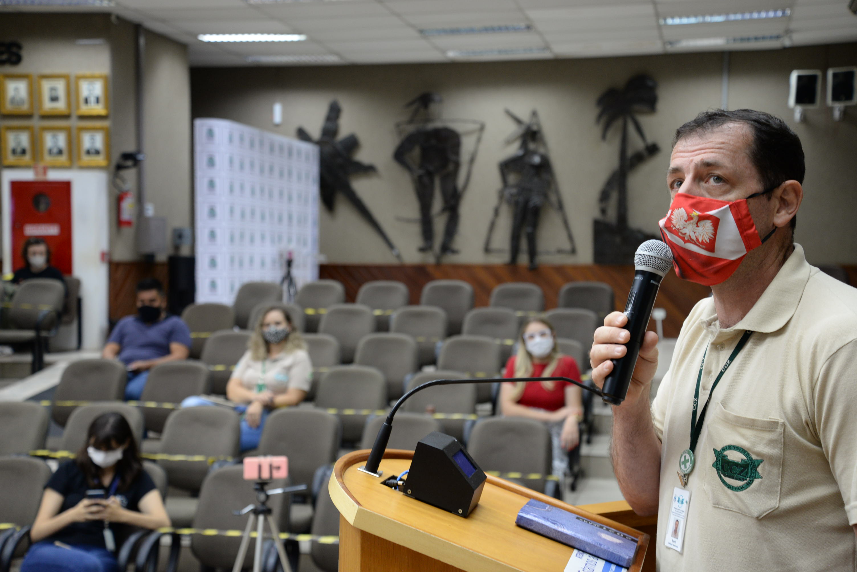 CCZ apresenta aos Vereadores estudo de impacto da população de cães de rua (25/02/2021)
