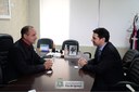 O Cônsul Geral de Israel, Alon Lavi, fez uma visita ao Legislativo iguaçuense nesta terça-feira (3) e foi recepcionado pelo presidente da Casa, vereador Beni Rodrigues (PSB) em seu gabinete.

Foto: Diretoria de Comunicação CMFI / Maria Fernanda Setti