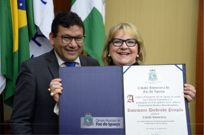 Entrega de Título de Cidadã Honorária a Desembargadora Rosemarie Diedrichs - 12-08 (13)