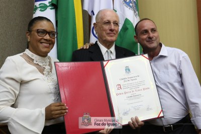 Entrega do Título de Cidadão Honorário ao Dr. Pedro Peres - 20/12 (07)