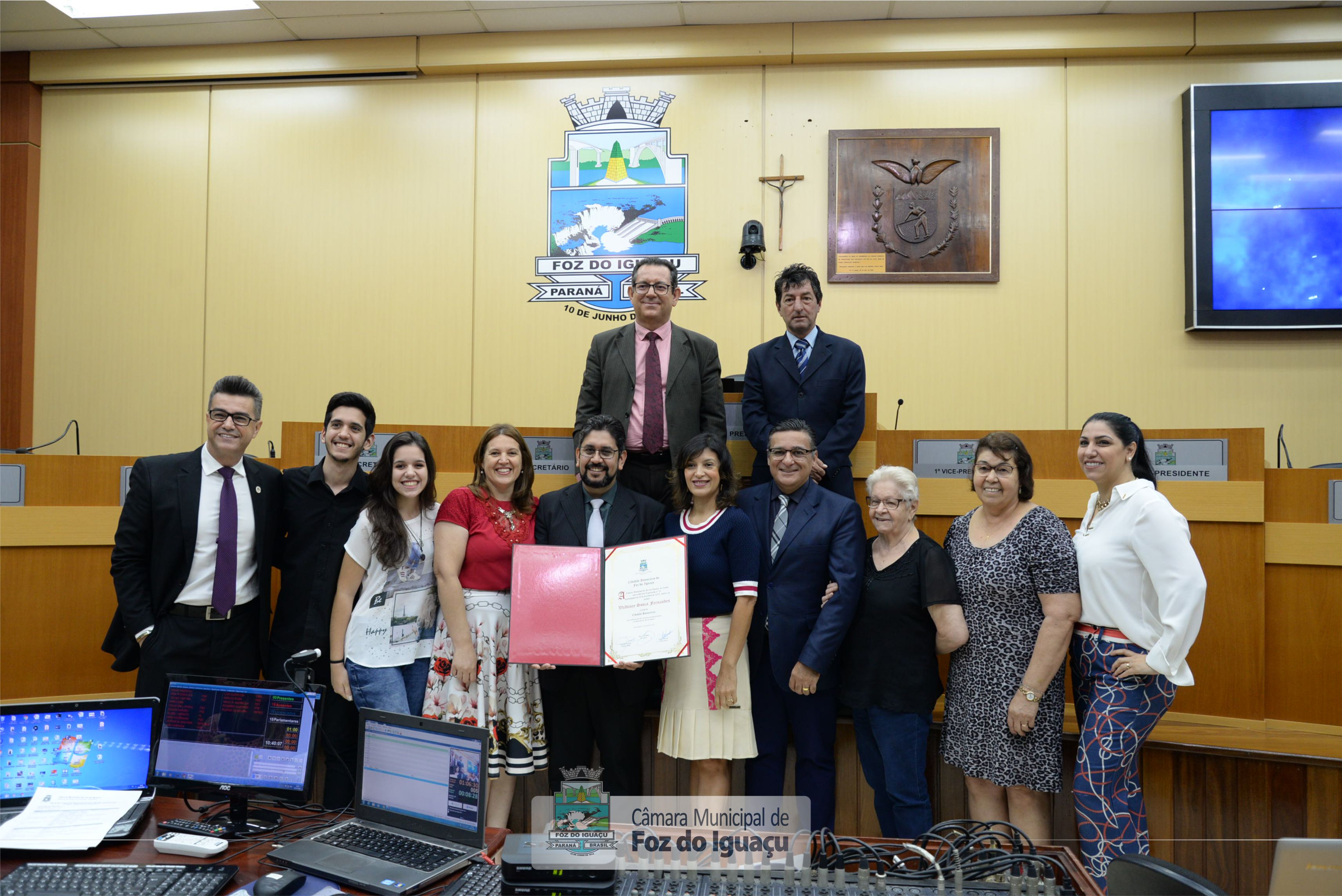 Entrega do Título de Cidadão Honorário ao Pastor Waldiney Souza Fernandes - 18-12