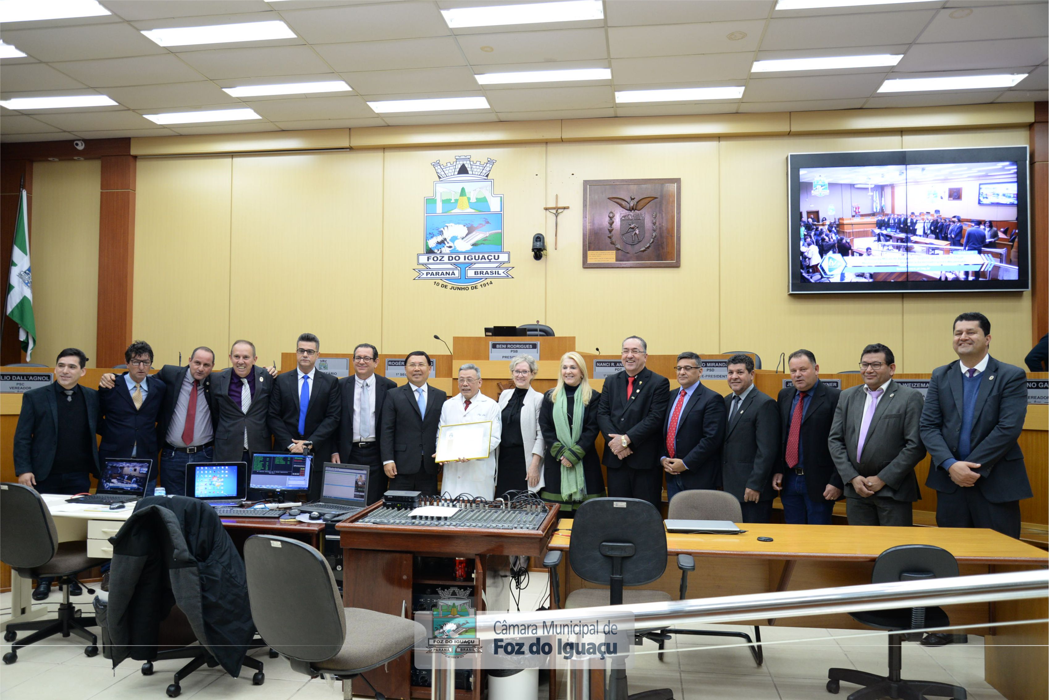 Moção de Aplauso ao Dr. Lin Pin Chuan - 15-08 (01)