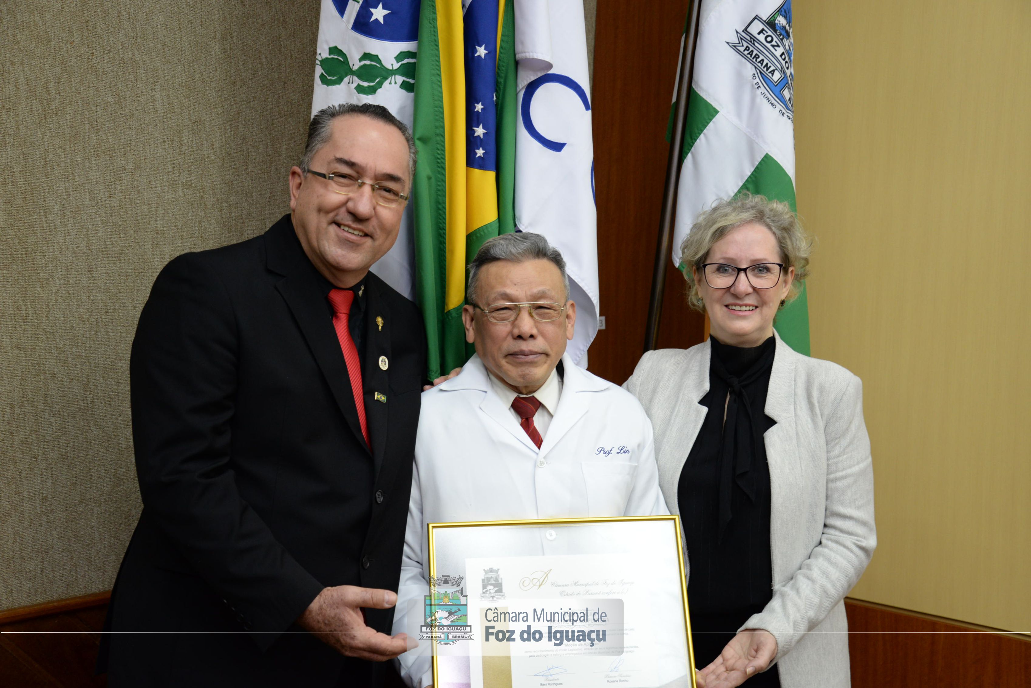 Moção de Aplauso ao Dr. Lin Pin Chuan - 15-08 (13)