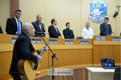 Moção de Aplauso ao Dr. Lin Pin Chuan - 15-08 (15)