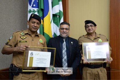 Policiais militares que salvaram mulher de suicídio são homenageados - 17-09 (19)
