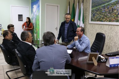 Prefeito de Pacajá (PA) visita a Câmara Municipal de Foz do Iguaçu