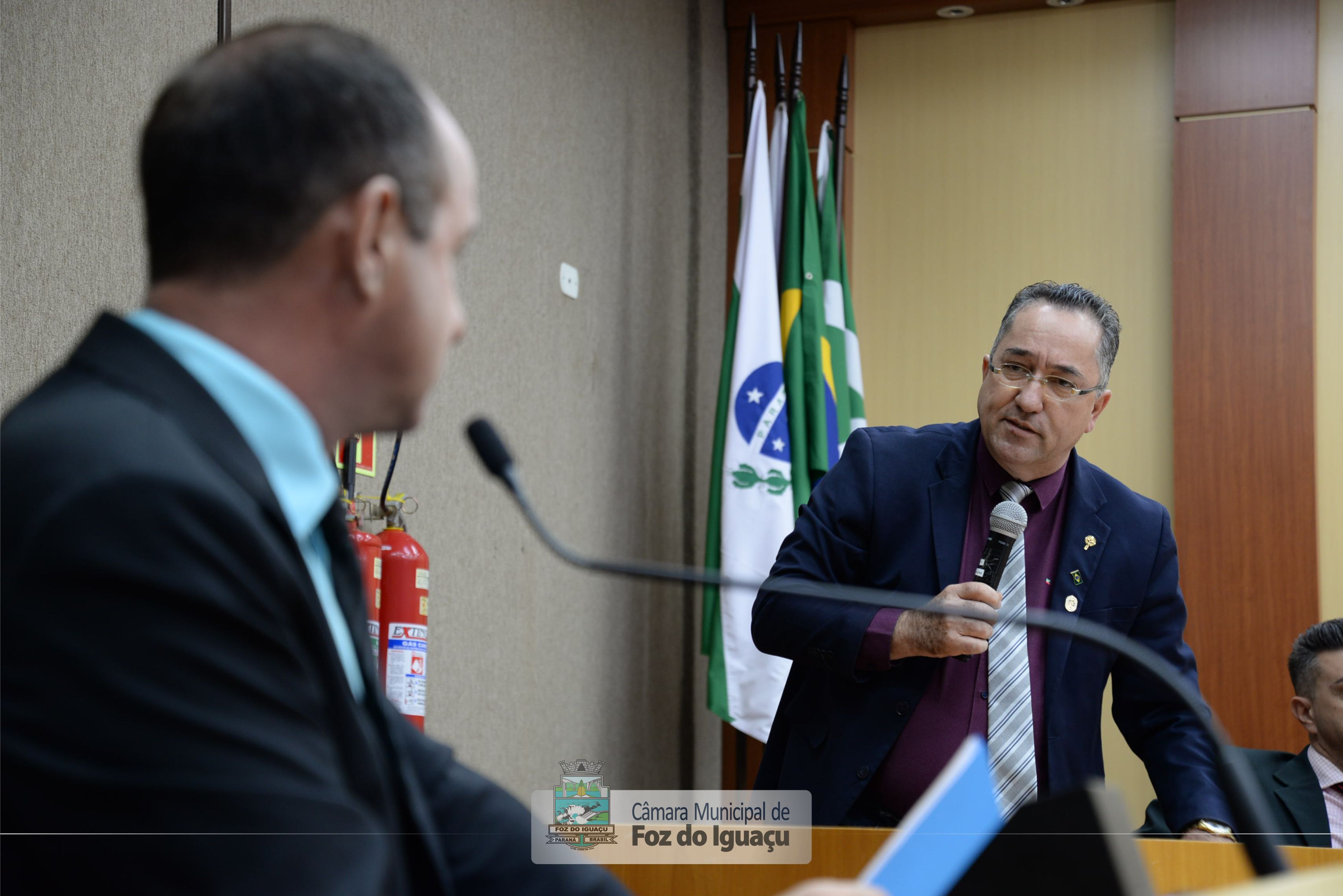 Sessão Extraordinária - 18-10 (05)