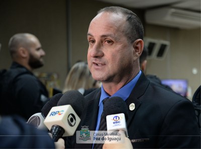 Sessão Ordinária e Extraordinária - 04-07 (08)