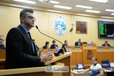 Sessão Ordinária e Extraordinária - 10-10