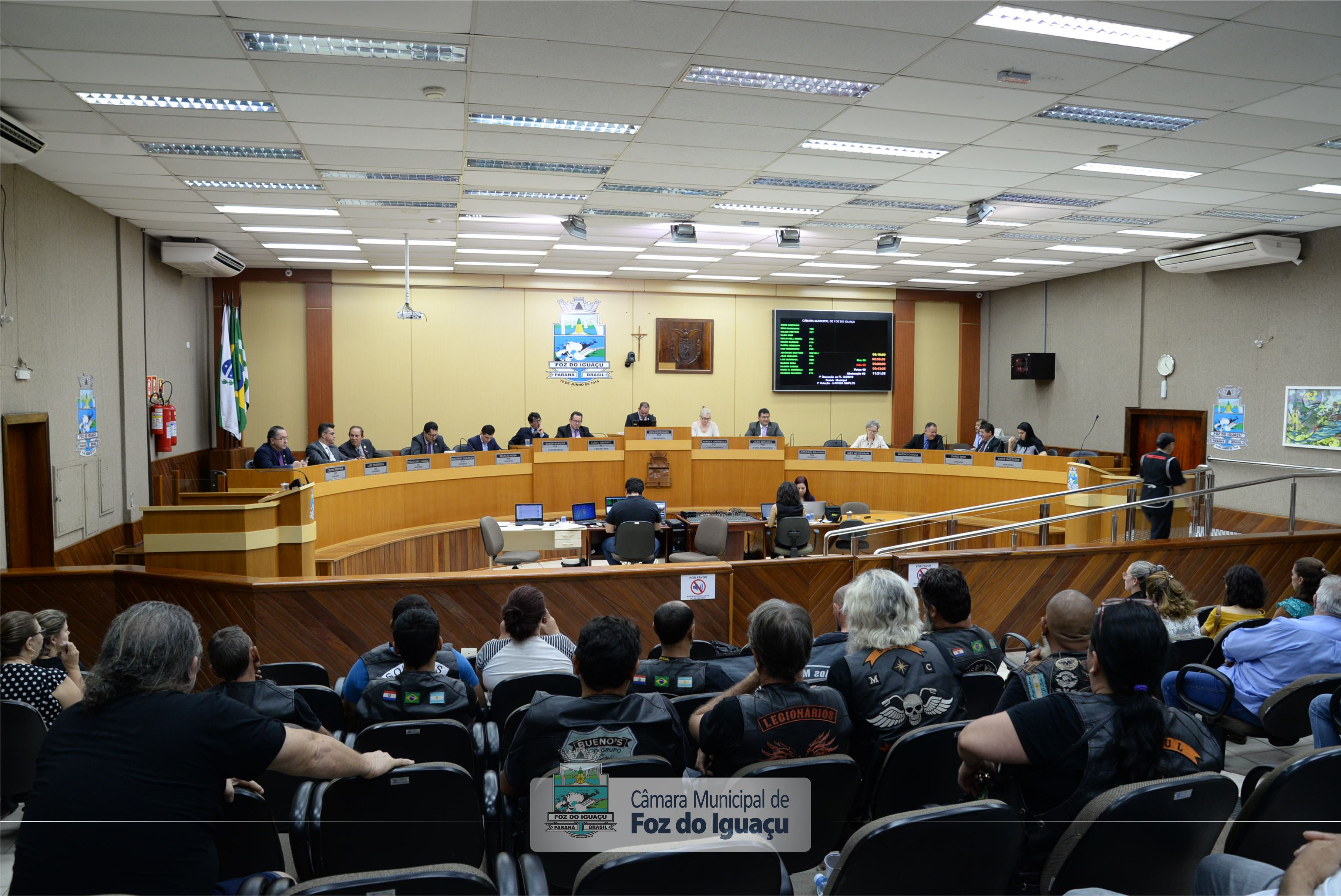 Sessão Ordinária e Extraordinária - 15-10 