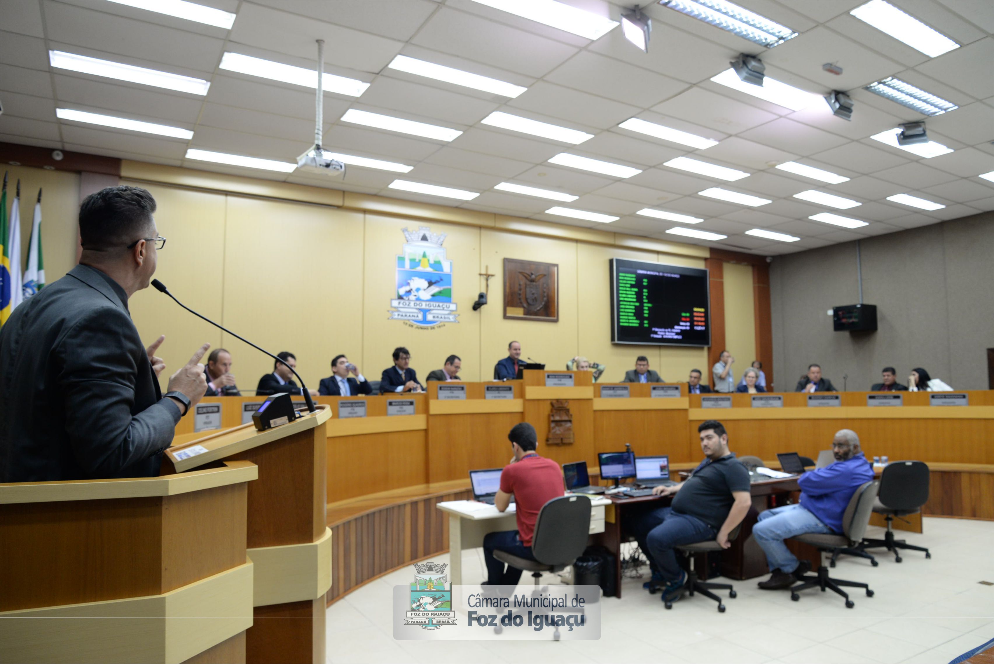 Sessão Ordinária e Sessão Extraordinária - 05-11 (06)