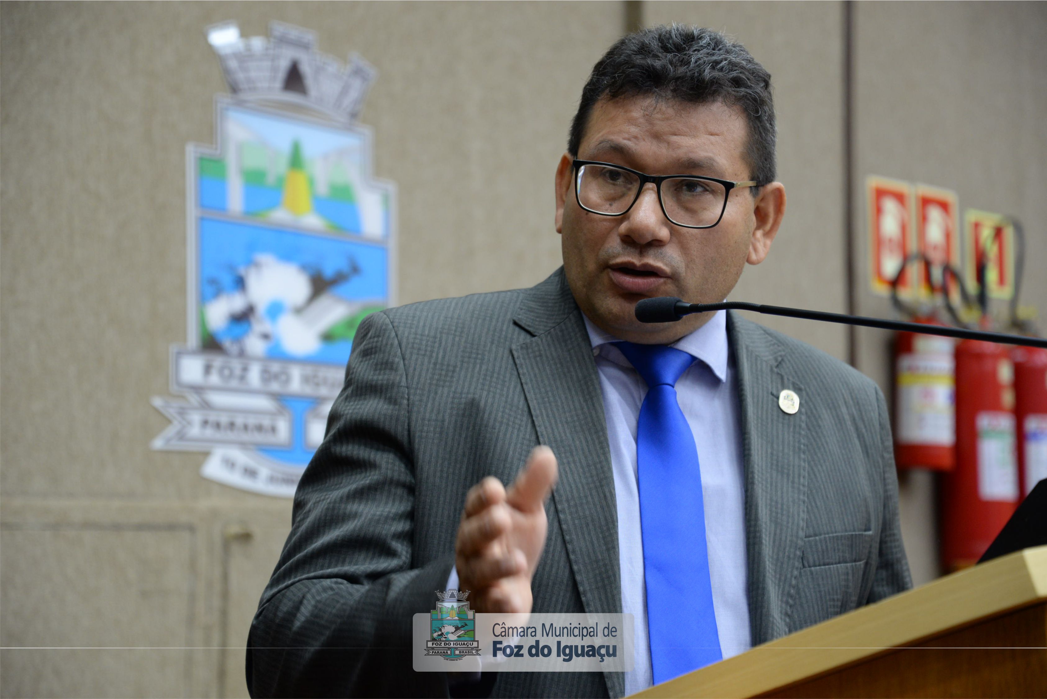 Sessão Ordinária e Sessão Extraordinária - 05-12 