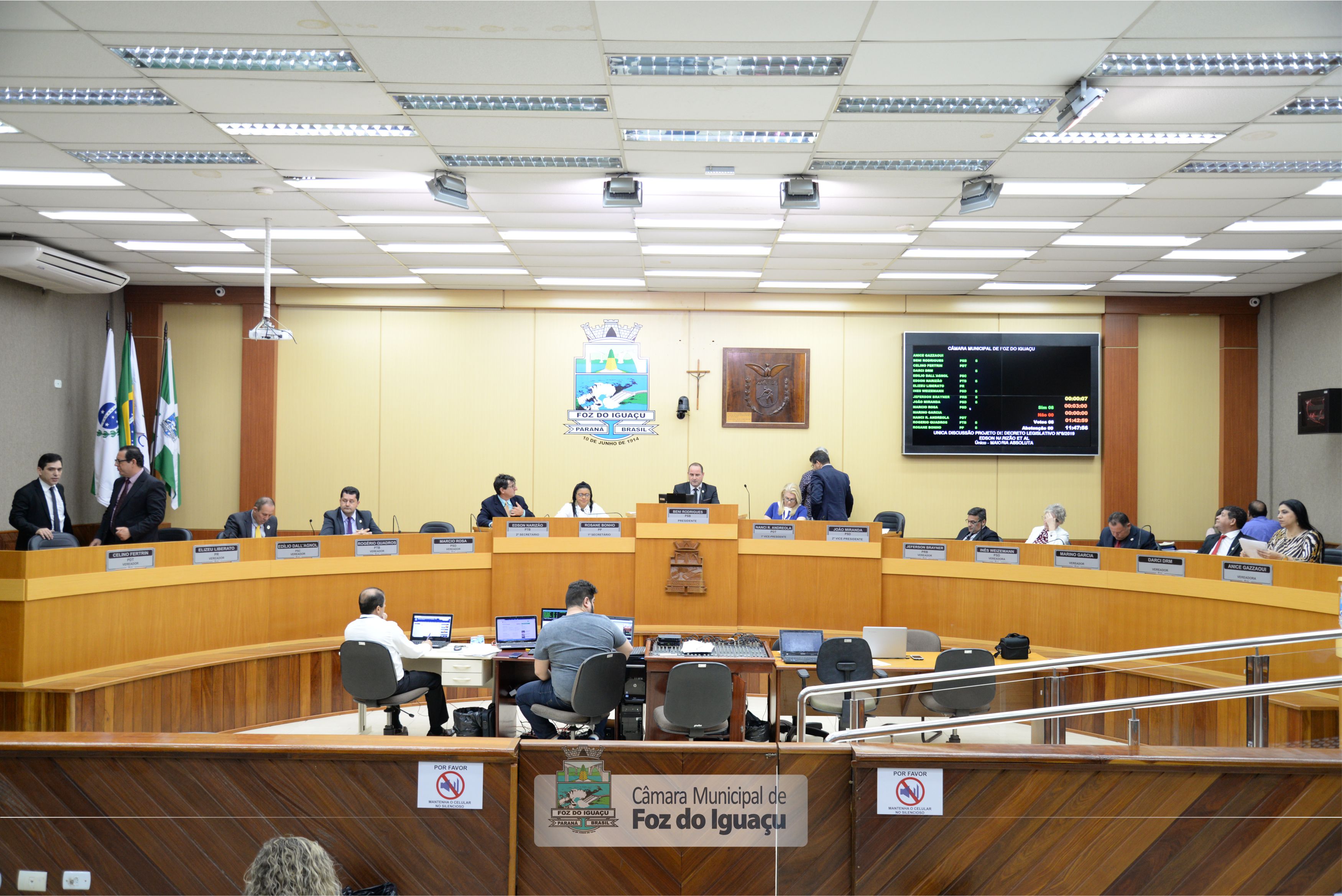 Sessão Ordinária e Sessão Extraordinária - 08-08 (03)