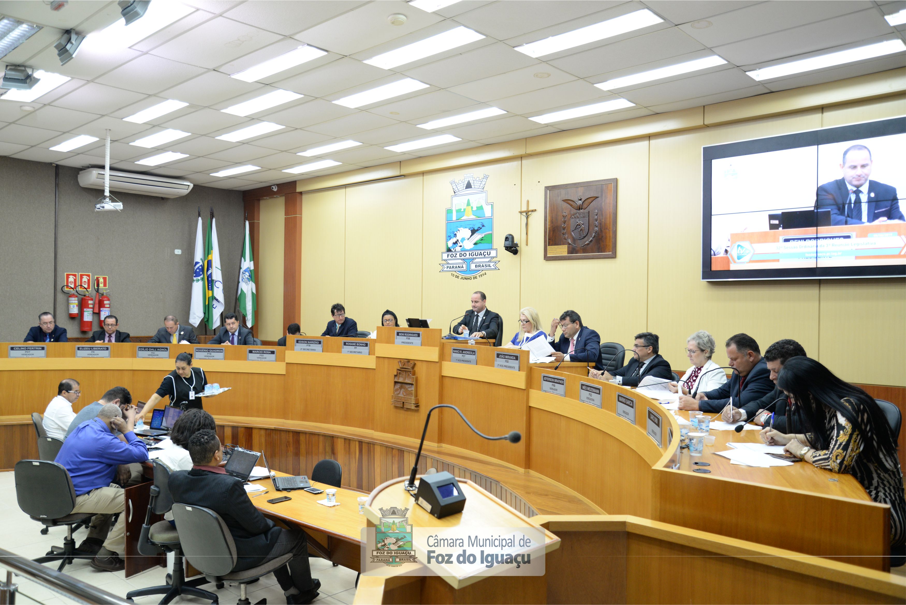 Sessão Ordinária e Sessão Extraordinária - 08-08 (05)