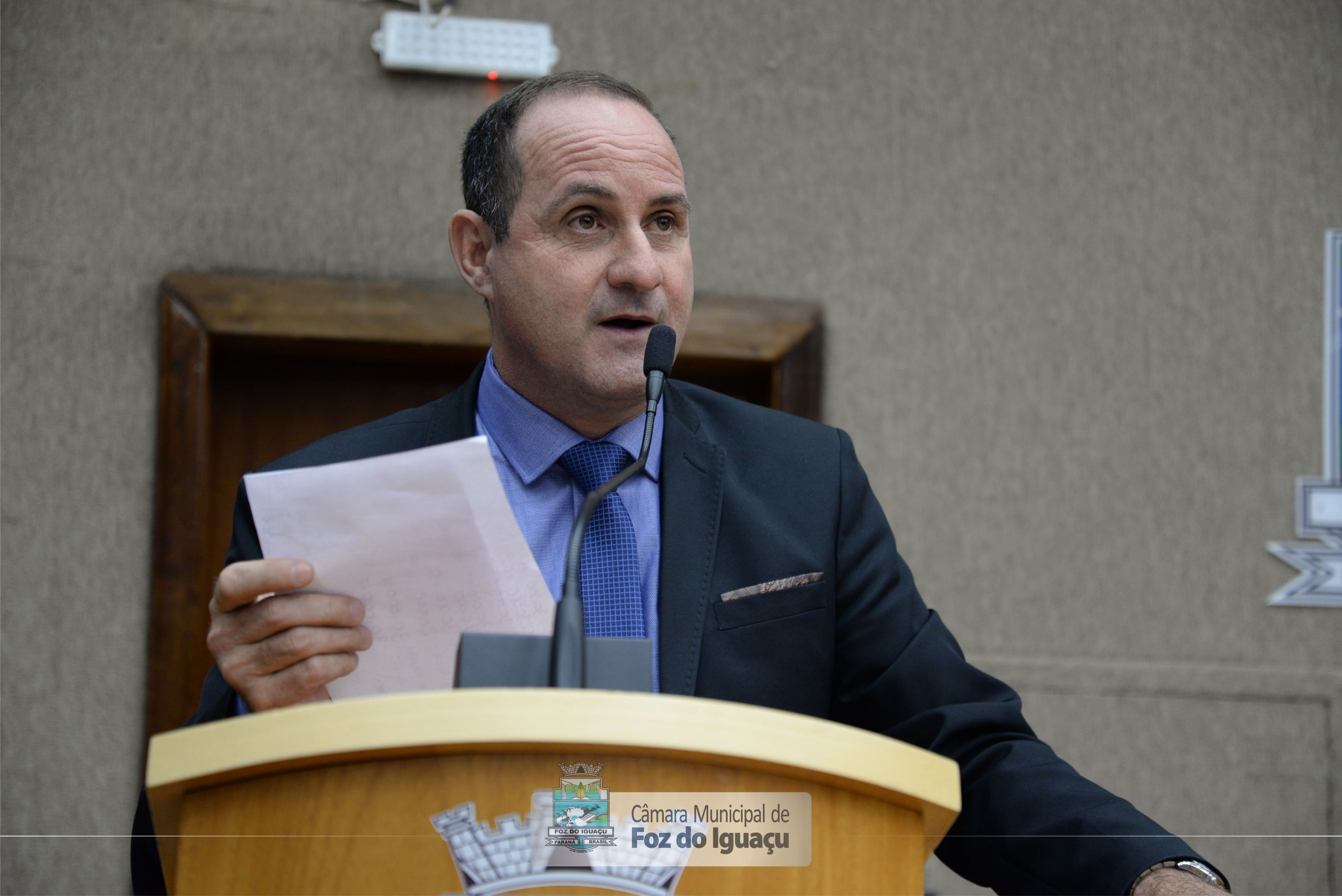 Sessão Ordinária e Sessão Extraordinária - 12-11