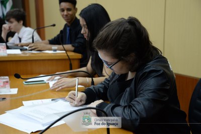 Sessão Simulada do Parlamento Jovem - 04-10 (06)