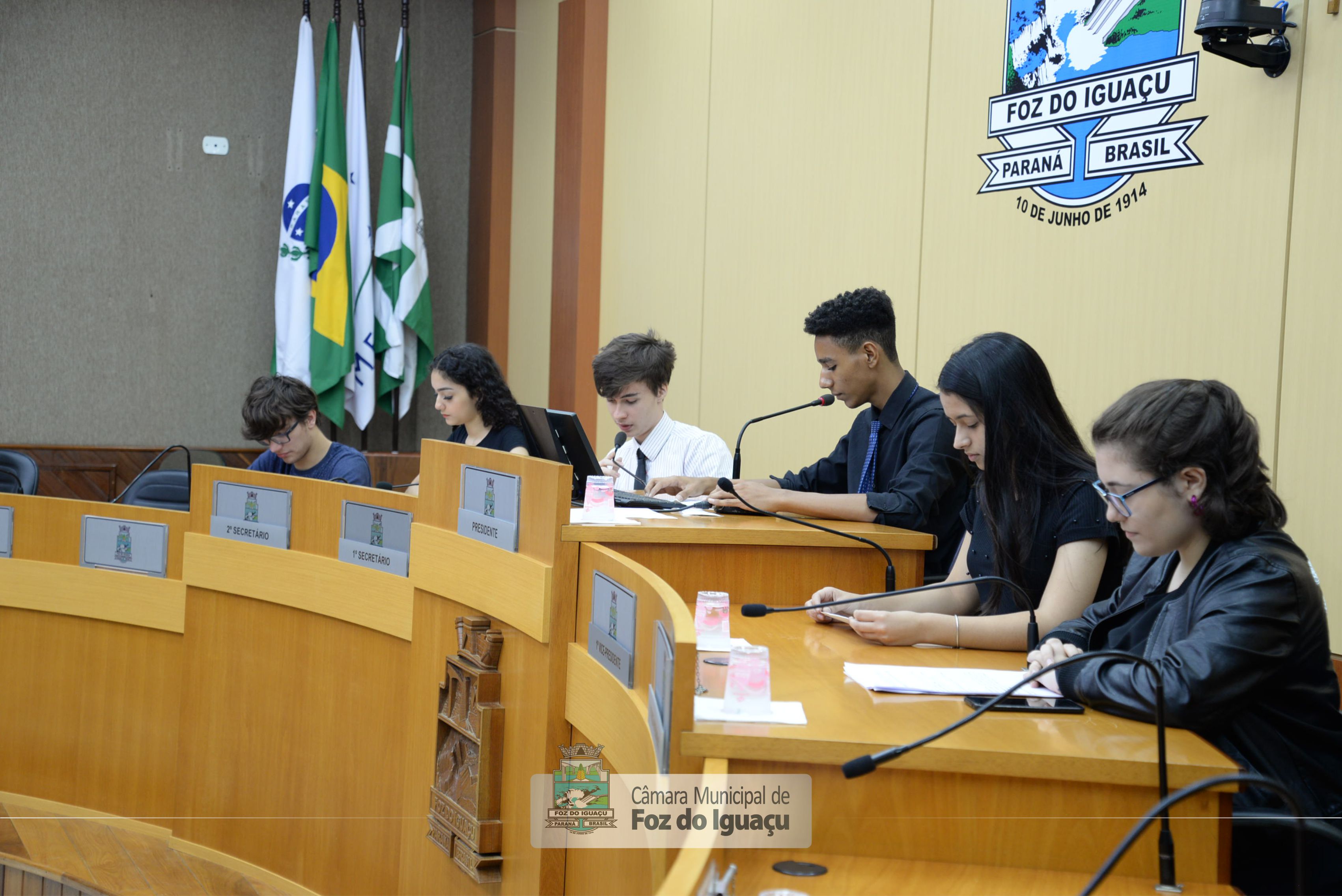 Sessão Simulada do Parlamento Jovem - 04-10 (08)