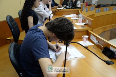 Sessão Simulada do Parlamento Jovem - 04-10 (15)