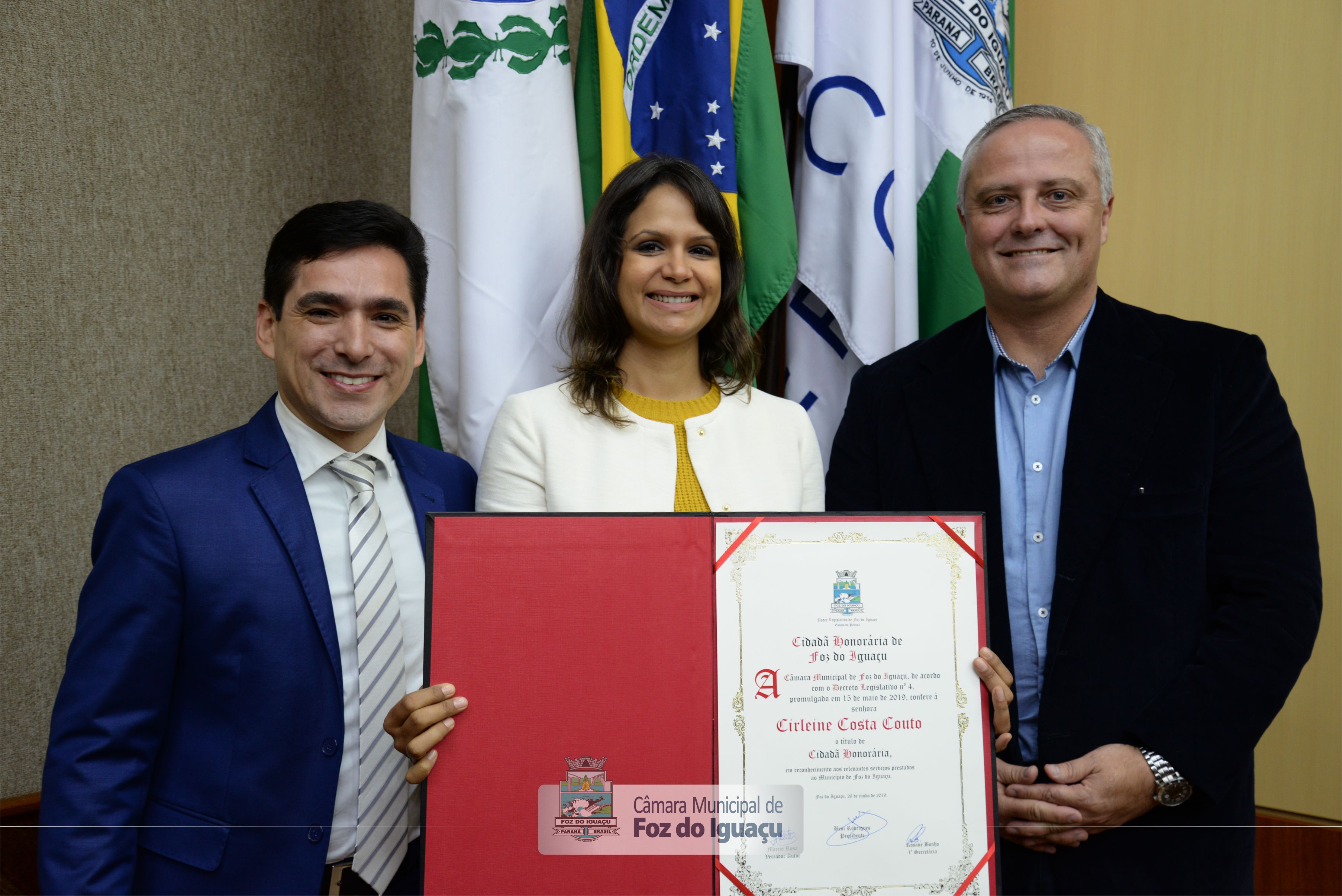 Título de Cidadã Honorária a Drª Cirleine Costa Couto - 26-06 (08)