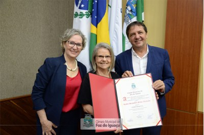 Título de Cidadã Honorária a Isabel Senandes - 08-11