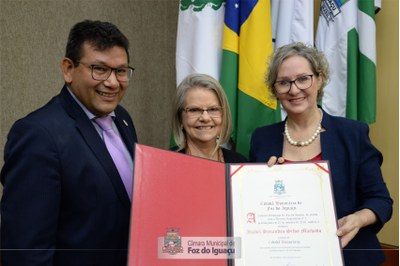 Título de Cidadã Honorária a Isabel Senandes - 08-11