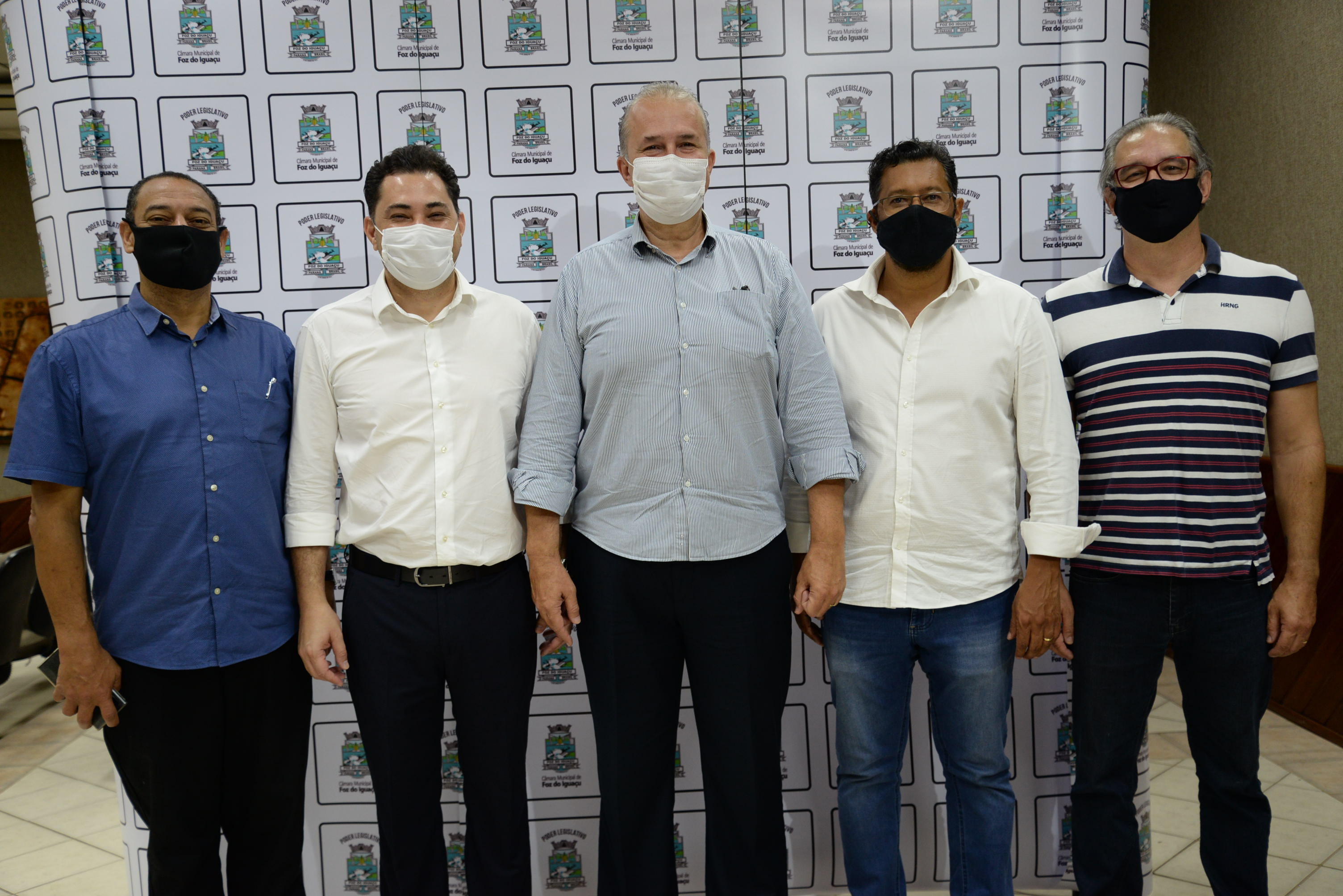 Vereadores recebem Deputado Federal e Aroldo Martins e dialogam sobre pedágio e mobilidade da BR 277 (05/02/2021)