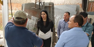 Vereadores visitam Distrito Industrial e verificam demandas para Audiência Pública - 25-09