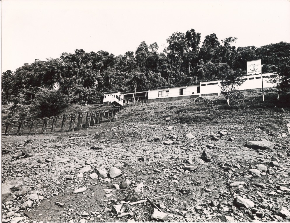 Depois da enchente no rio Iguaçu, os estragos.JPG