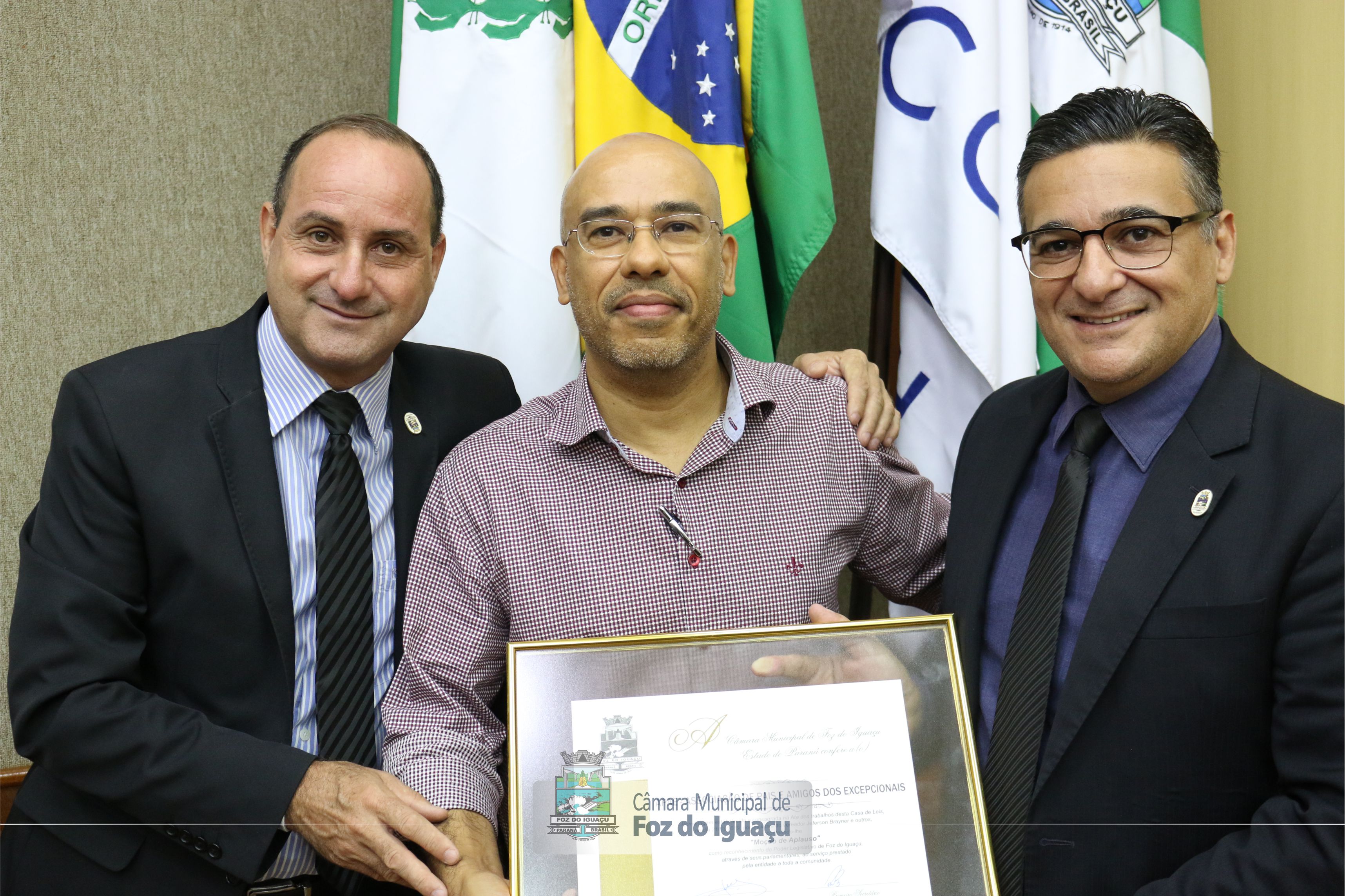 APAE é homenageada na Câmara Municipal de Foz do Iguaçu