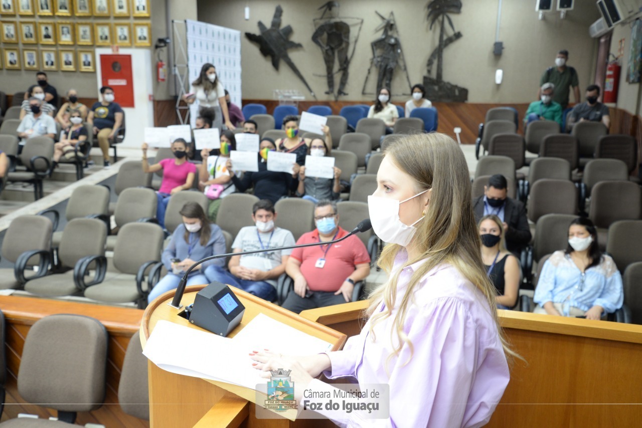 Aprovado projeto que trata de reserva de vagas para mulheres vítimas de violência e população trans