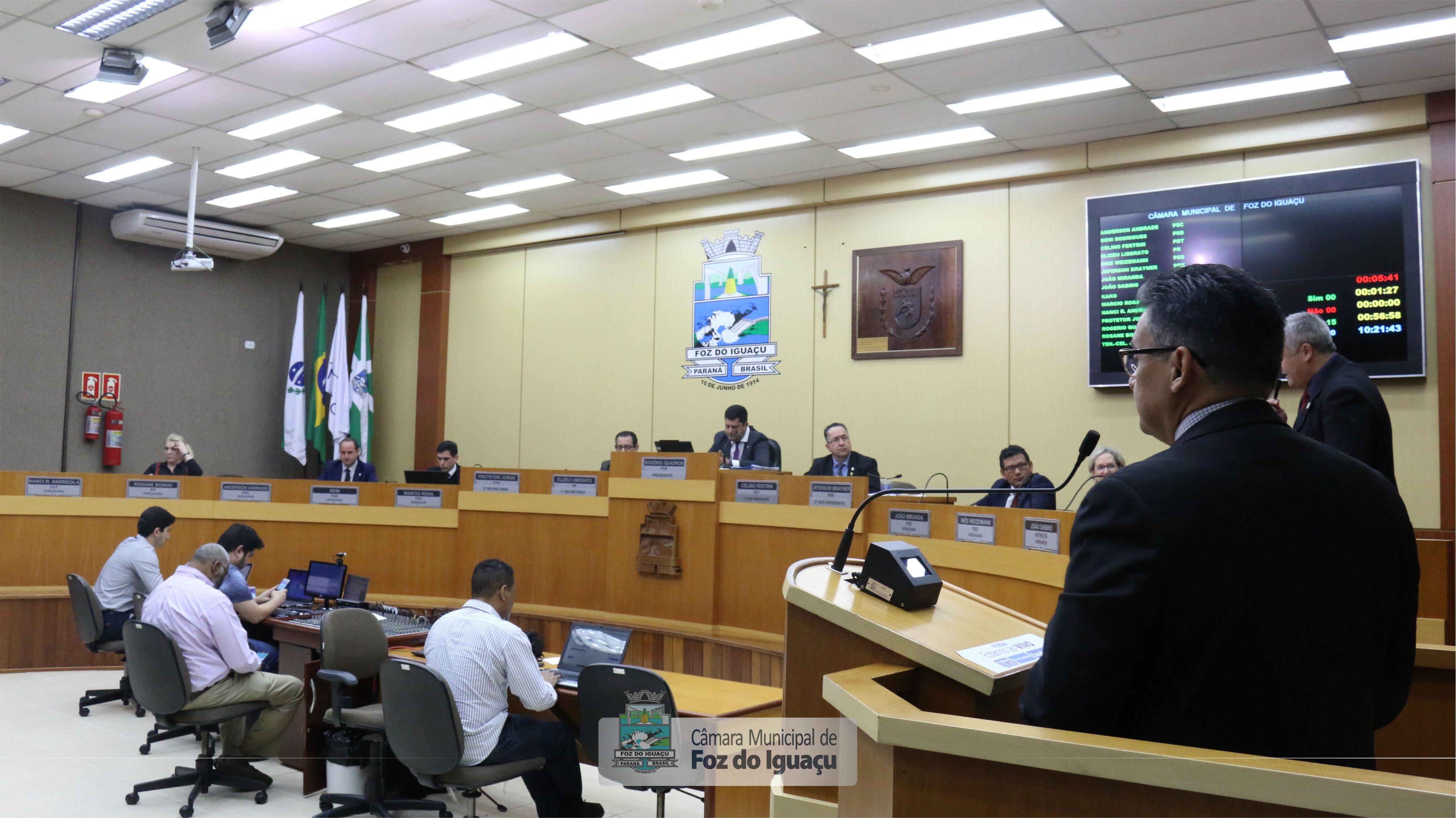 Aprovados projetos para Condomínio do Idoso, construção de escola e doação de área para Marinha