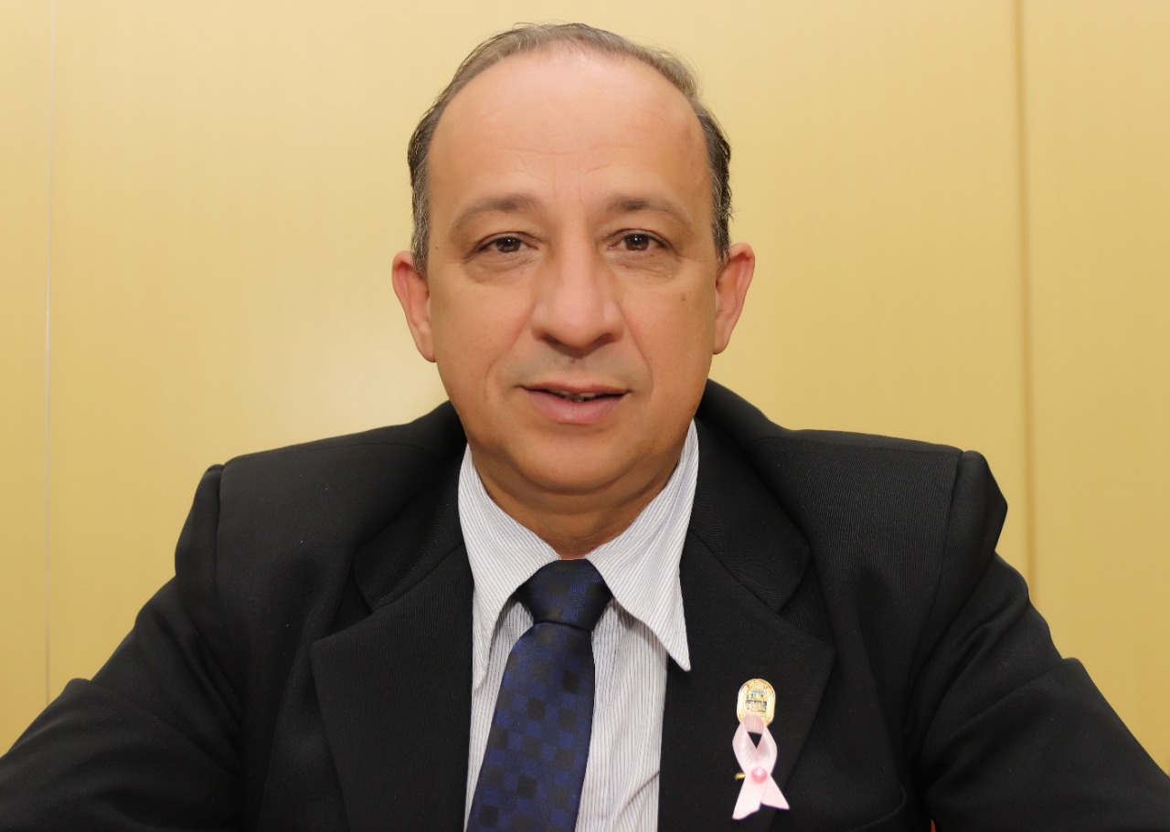 Câmara aprova projeto que pretende desburocratizar a regularização da frota de táxi