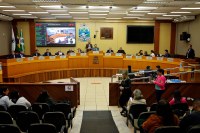 Câmara de Foz aprova diretrizes da Lei Orçamentária de 2026