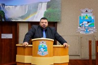 Câmara de Foz aprova projeto que beneficia os taxistas