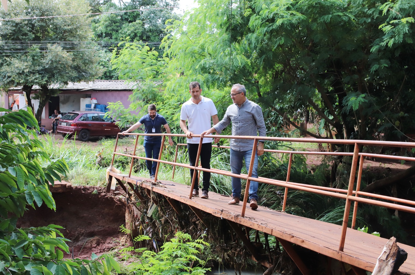 Câmara de Foz busca soluções após chuvas comprometerem estruturas na cidade