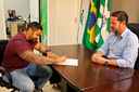 Câmara de Foz empossa Alan Guerra, novo servidor da Casa Câmara de Foz empossa Alan Guerra, novo servidor da Casa