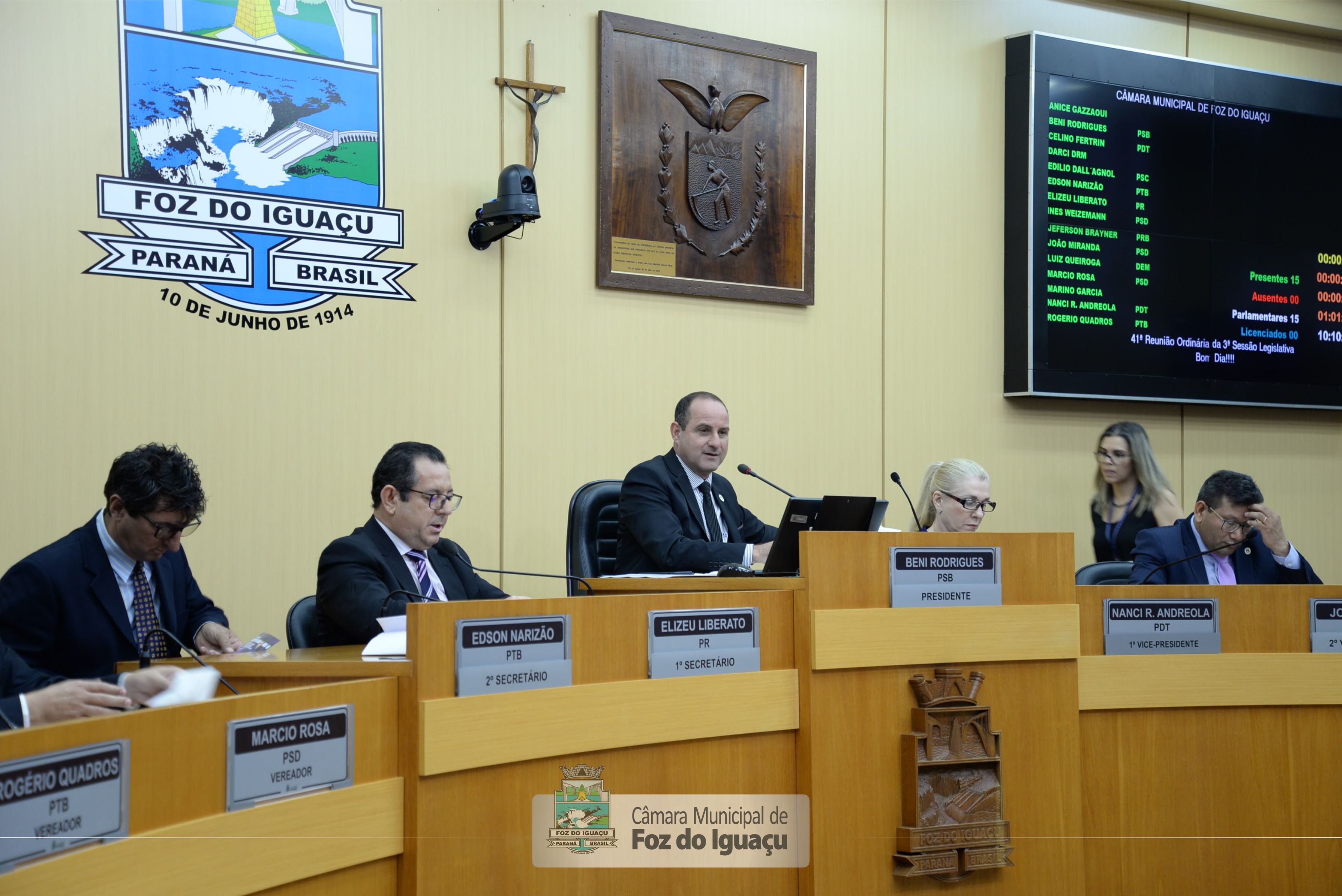 Câmara de Foz fecha o ano com novo recorde de proposições