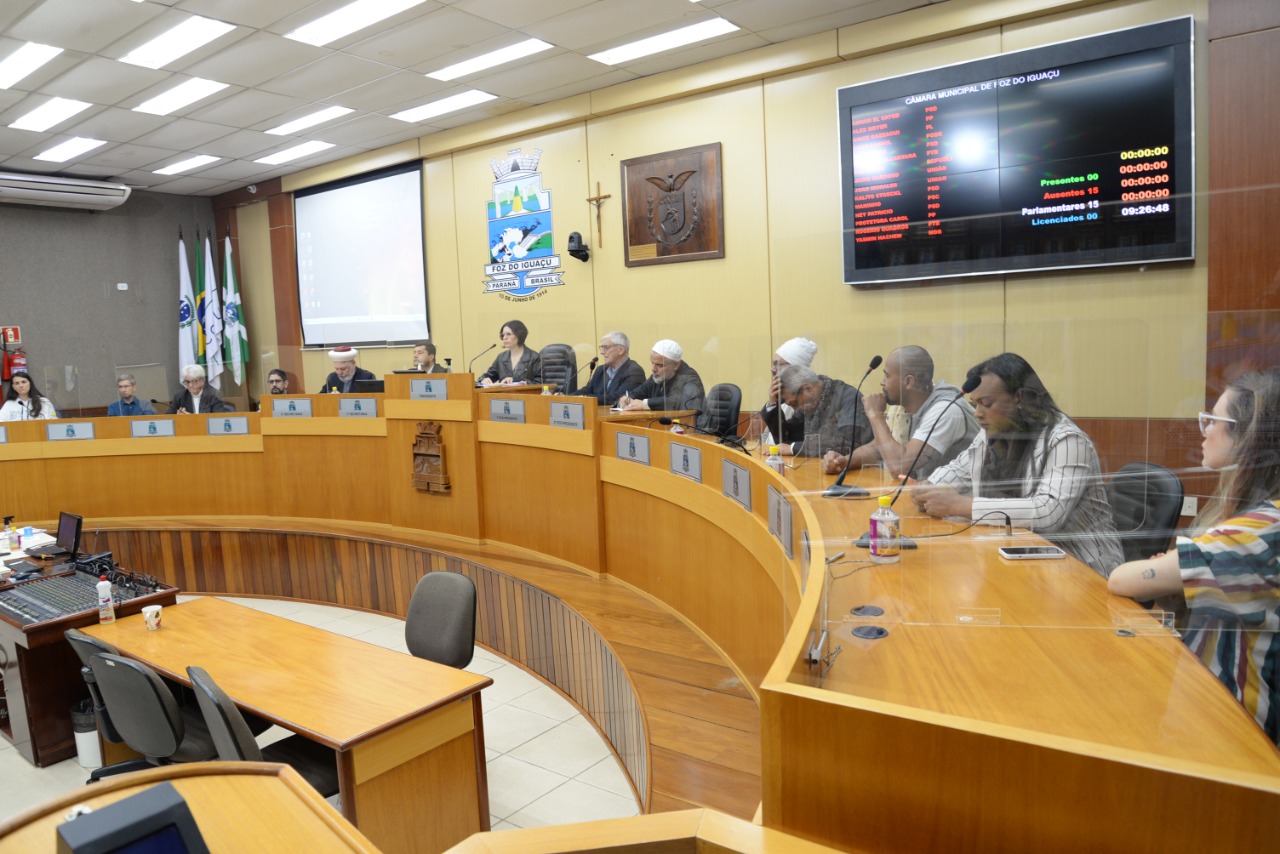 Câmara de Foz sedia ato pela paz nas eleições de 2022