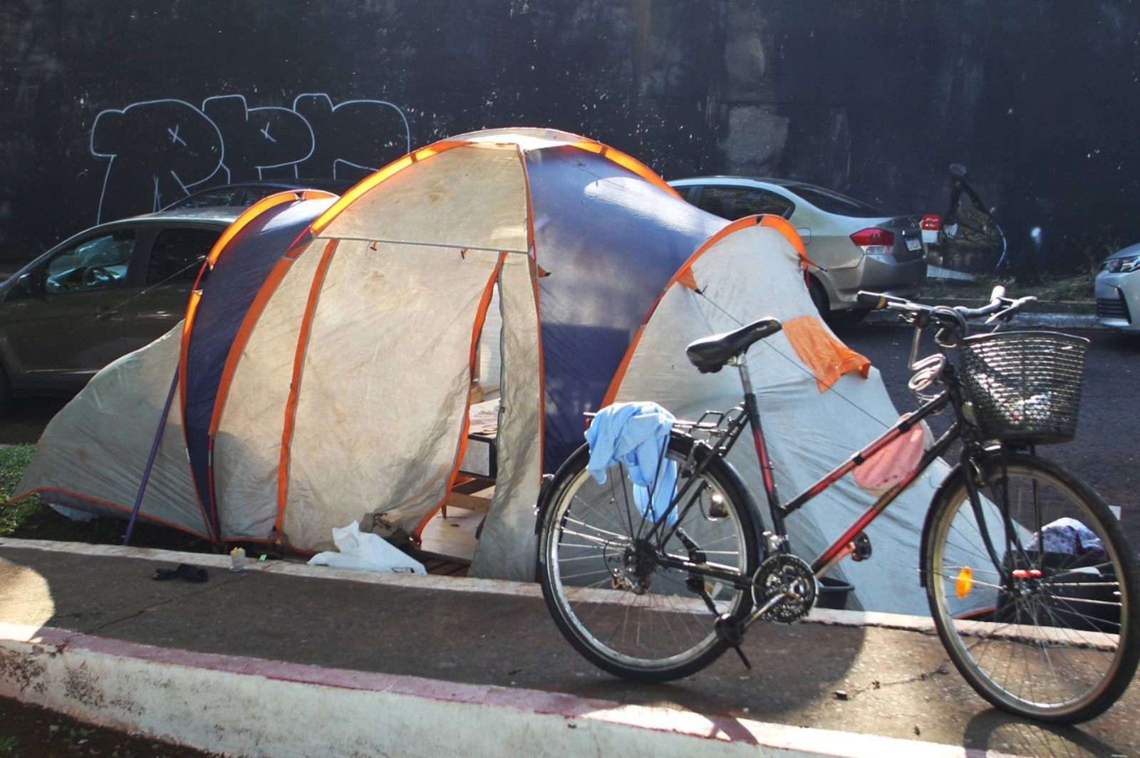 Câmara de Foz vai debater condições e necessidades da população em situação de rua