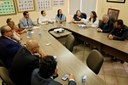 Câmara de Vereadores se reúne com representantes do SINPREFI Câmara de Vereadores se reúne com representantes do SINPREFI