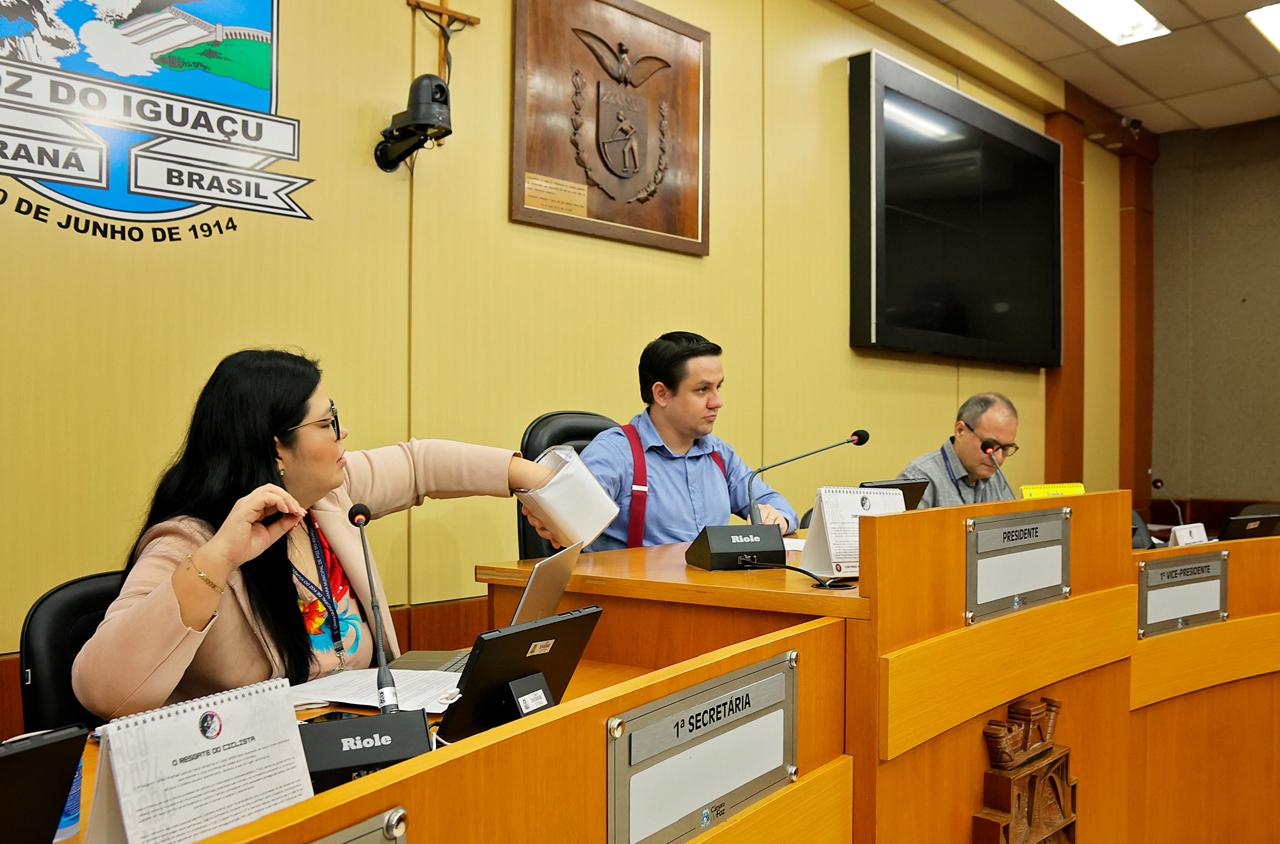 Câmara define em sorteio a  subcomissão técnica para contratação de Agência de Publicidade 