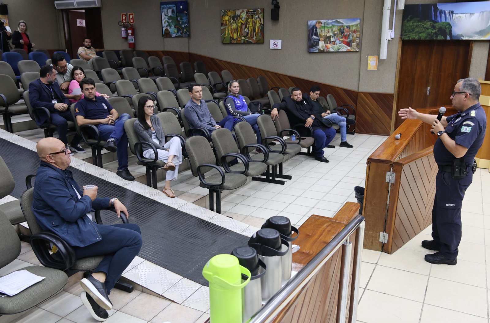 Câmara e prefeitura debatem medidas sobre a situação dos moradores de rua