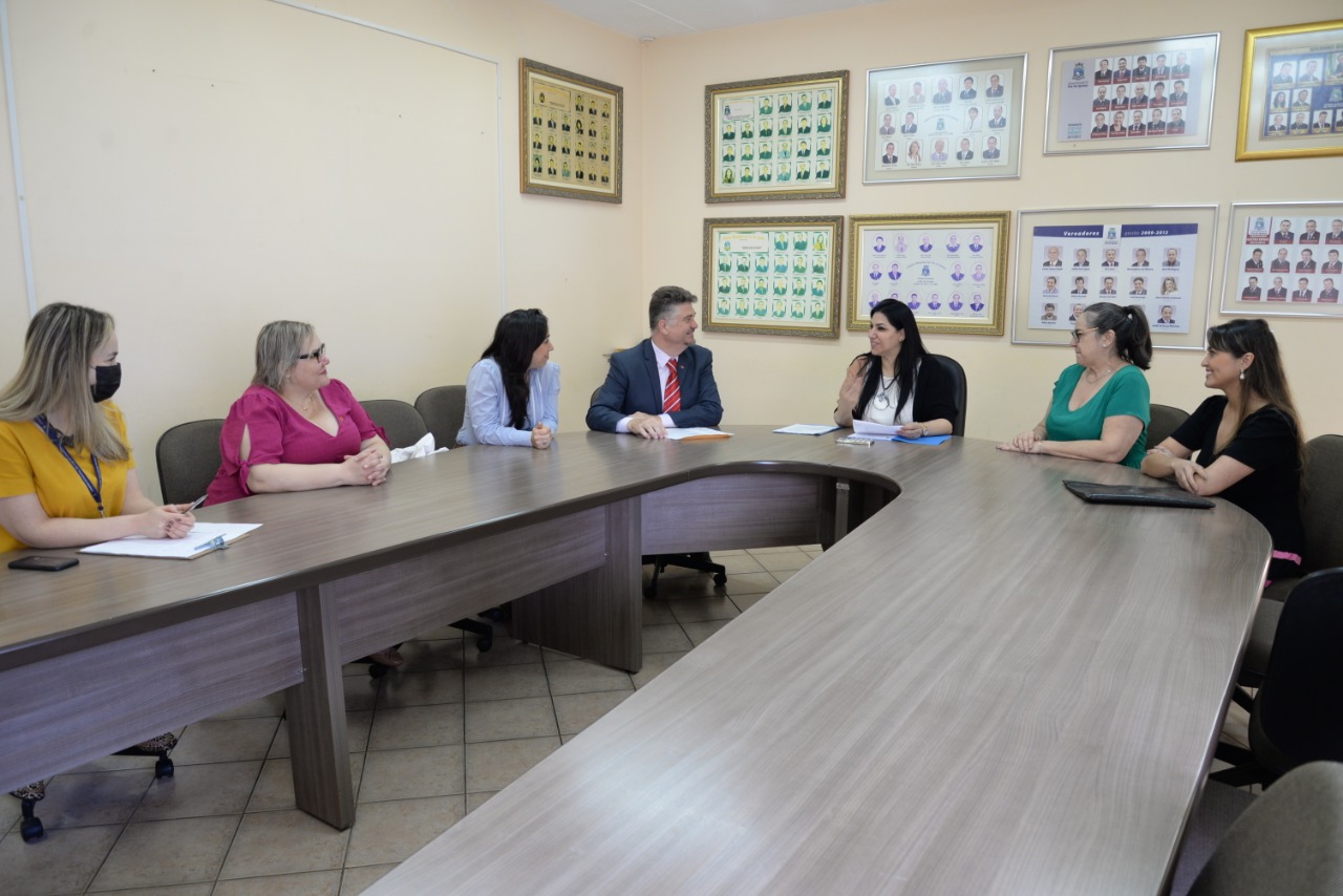 Câmara intermedia debate sobre dedicação do procurador do FozHabita