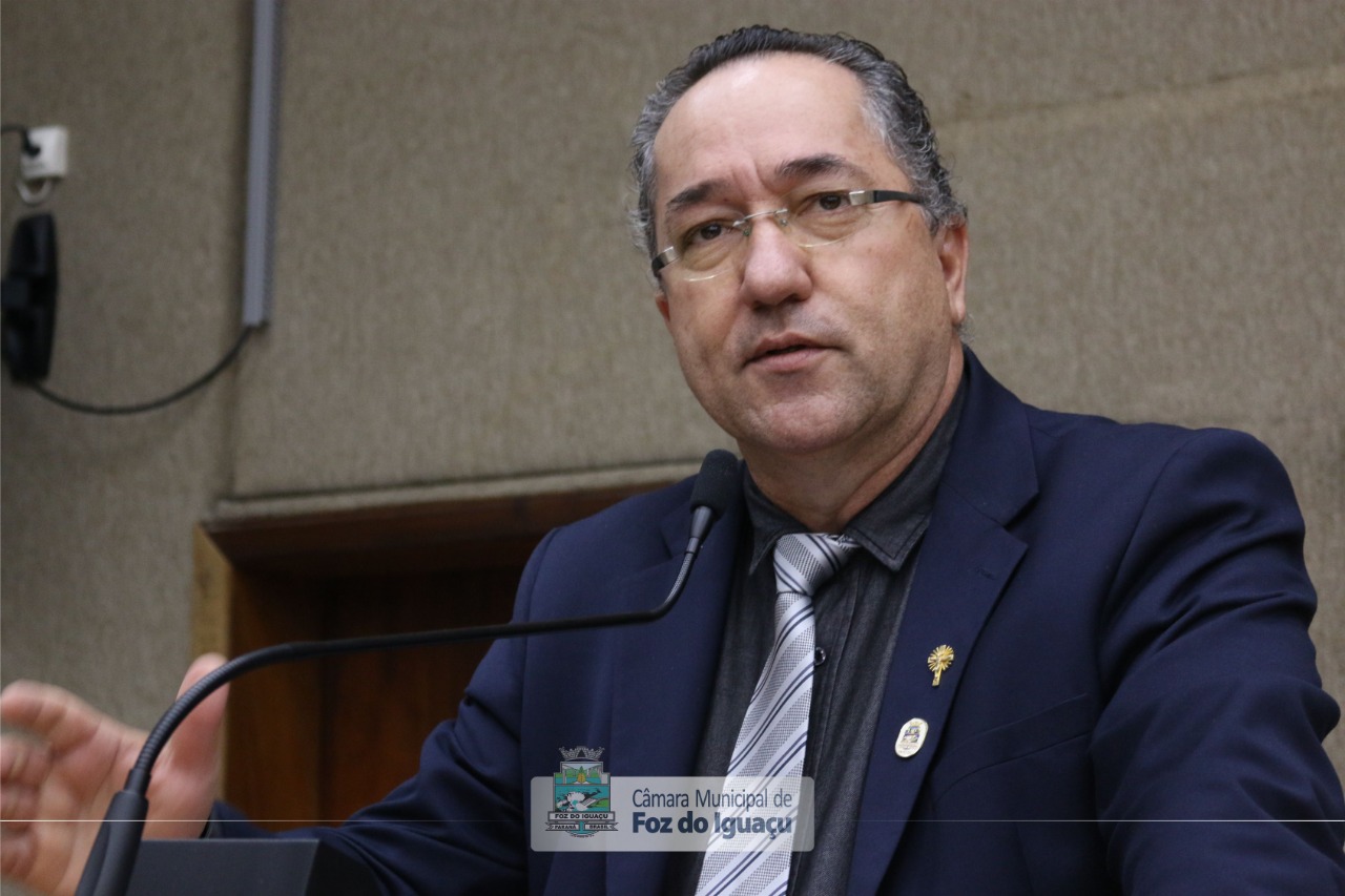 Celino Fertrin pede estudo para isenção ou redução de IPTU do próximo ano